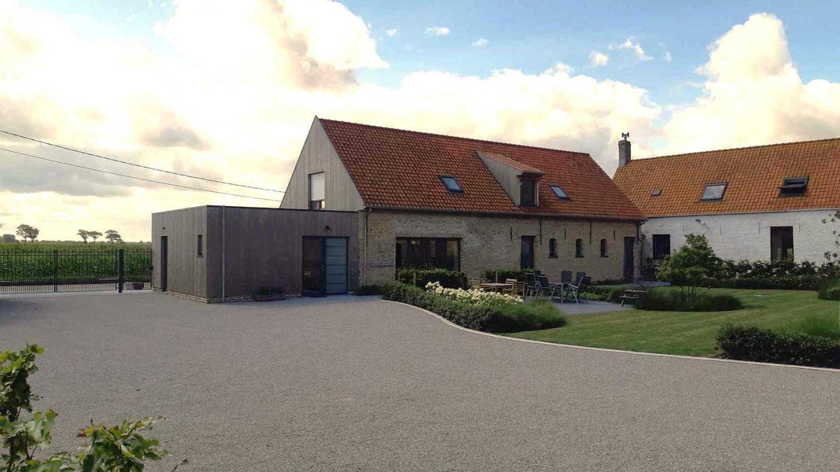 Bibi'S Boerderij Bed & Breakfast Veurne Exterior photo